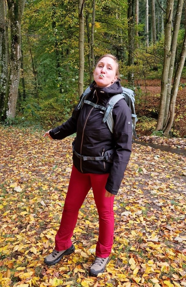 Franziska im Wald des Hunsrücks